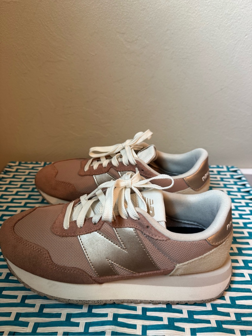 New Balance Women's 237 Sneakers
